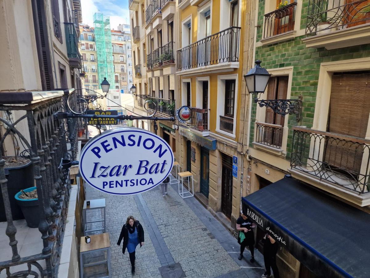Pension Izar Bat Guesthouse San Sebastián Eksteriør bilde