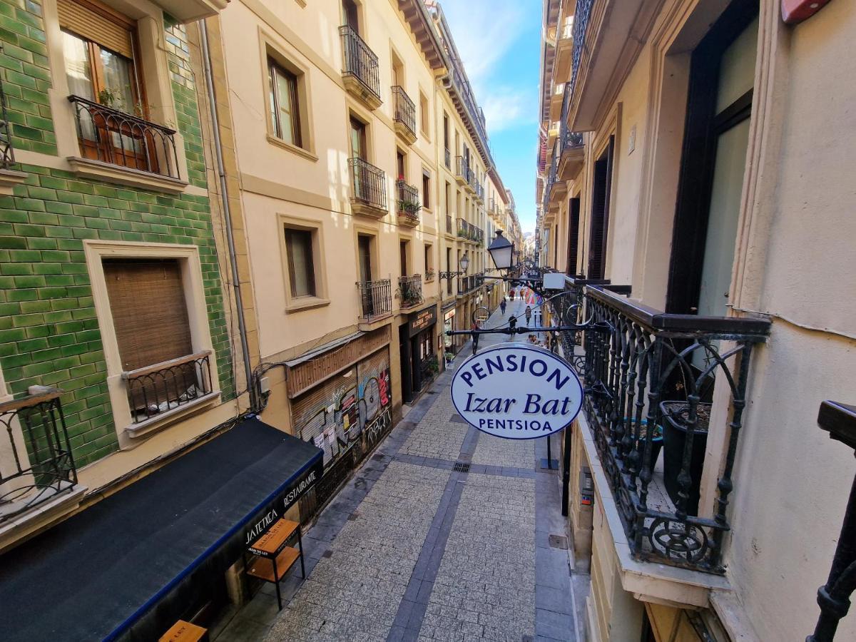 Pension Izar Bat Guesthouse San Sebastián Eksteriør bilde