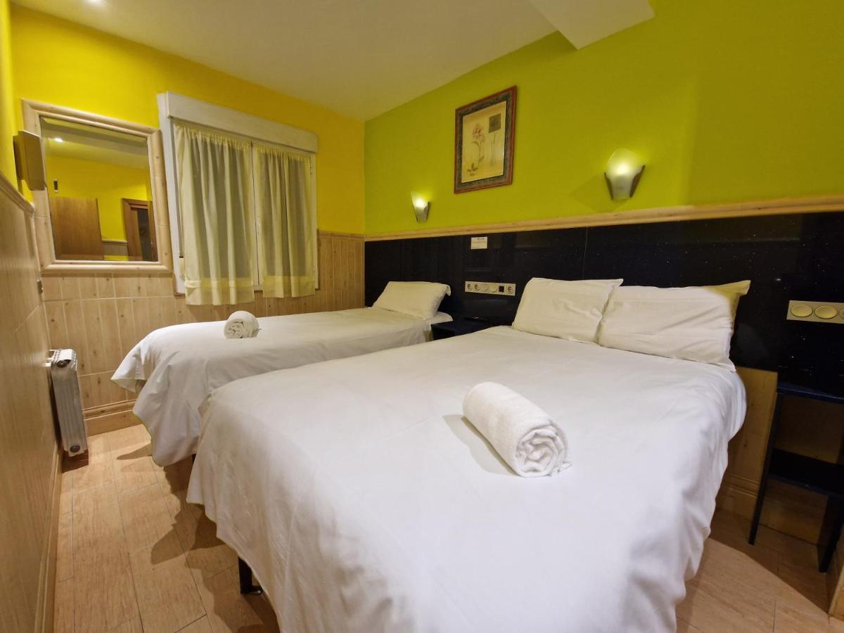 Pension Izar Bat Guesthouse San Sebastián Eksteriør bilde
